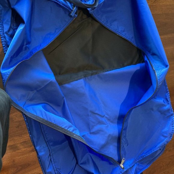 Authentic & Vintage 1980's MUSE AIR Nylon Flight Crew Garment Bag - Picture 7 of 8